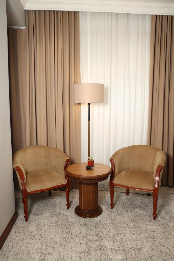 Mir Luxe Plaza Hotel Tashkent Exterior photo