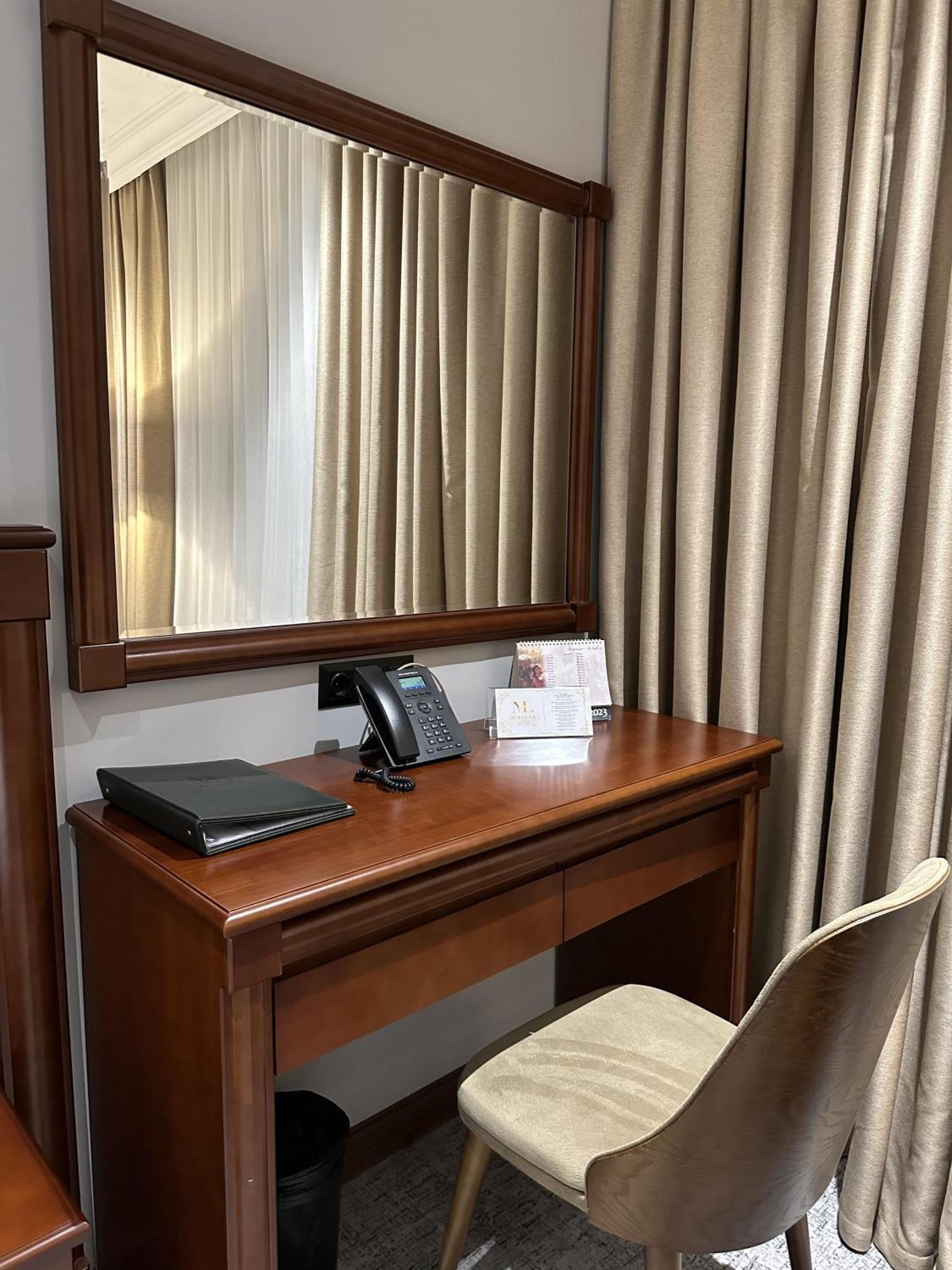 Mir Luxe Plaza Hotel Tashkent Exterior photo
