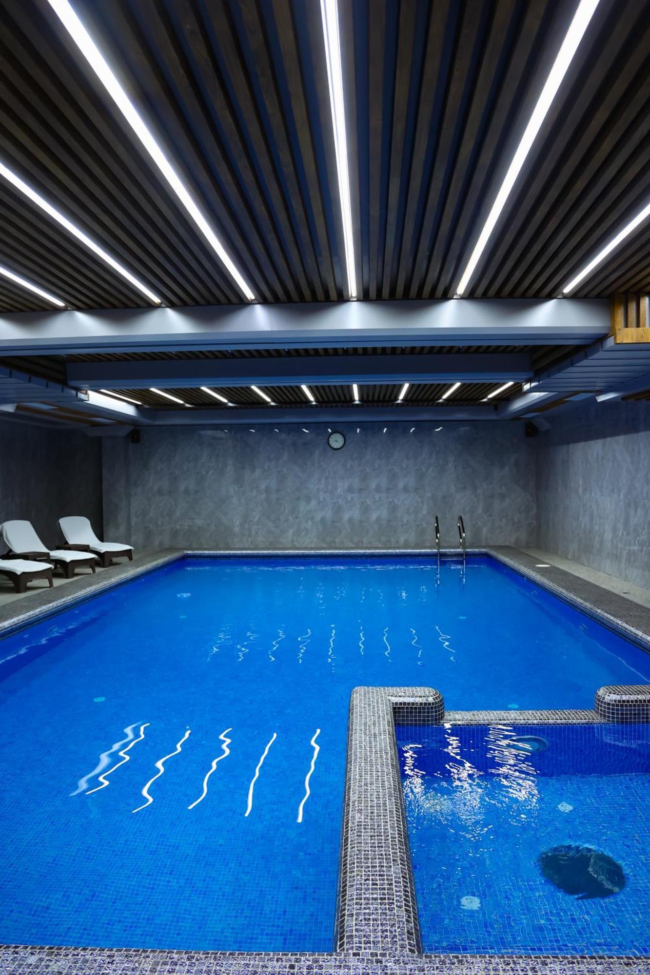 Mir Luxe Plaza Hotel Tashkent Exterior photo